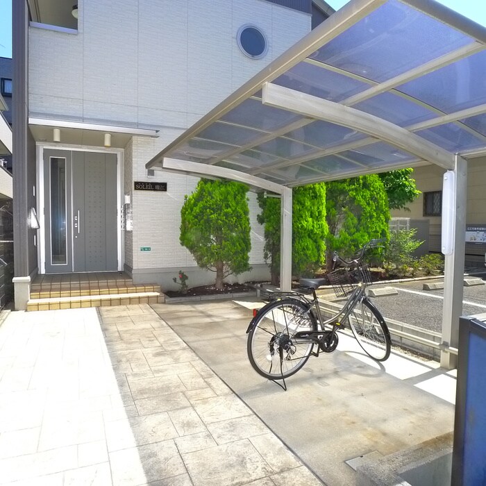 物件外観写真5　(駐輪場)