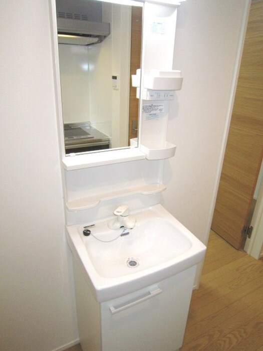 物件内観写真13　(洗面)