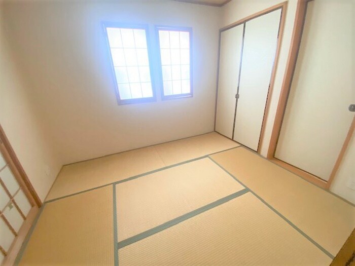 物件内観写真6　(居室)