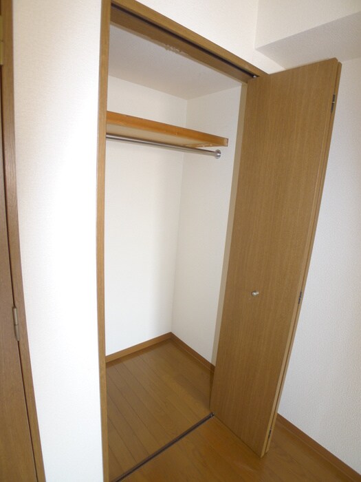 物件内観写真13　(収納)