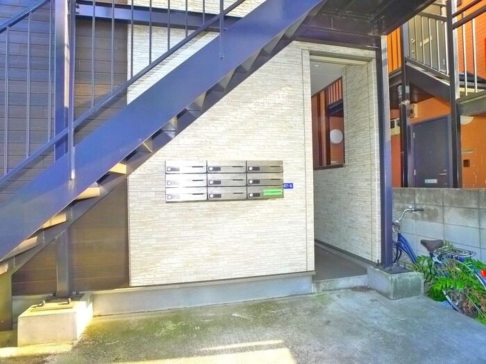 物件外観写真4　(建物設備)