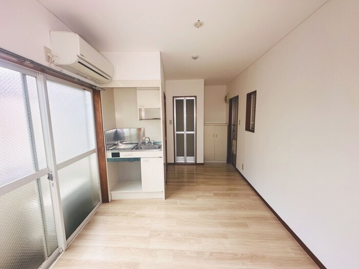 物件内観写真5　(居室)