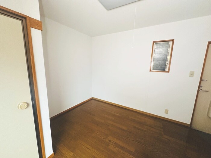 物件内観写真15　(居室)