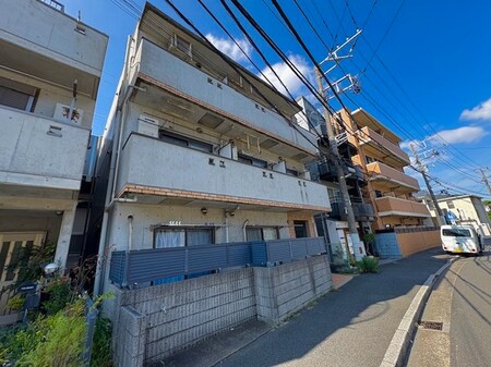ブランドール新横浜外観写真