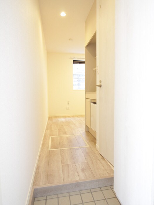 物件内観写真10　(廊下)