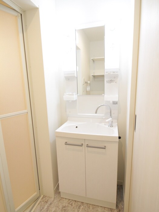 物件内観写真12　(洗面)