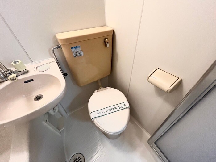 物件内観写真16　(トイレ)