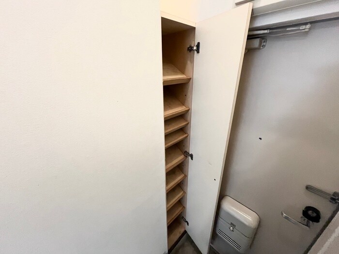 物件内観写真18　(靴箱)