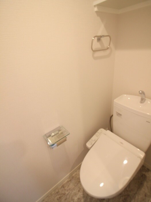 物件内観写真15　(トイレ)