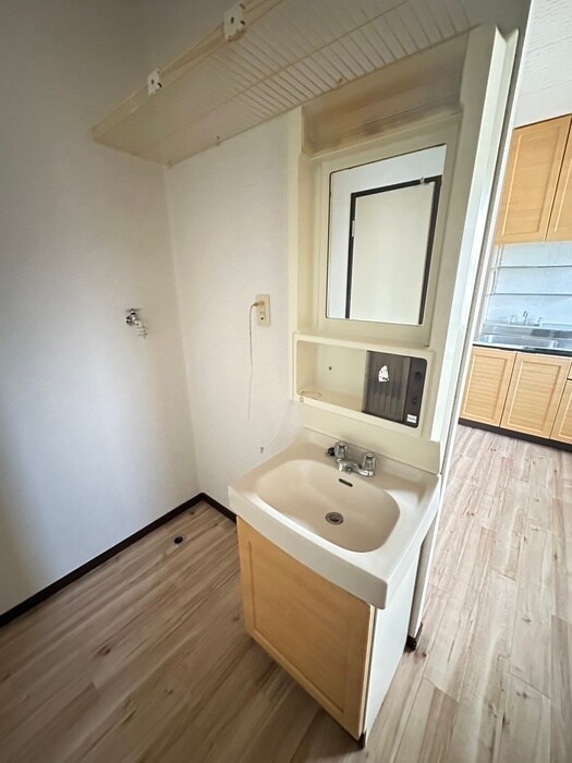 物件内観写真13　(洗面)