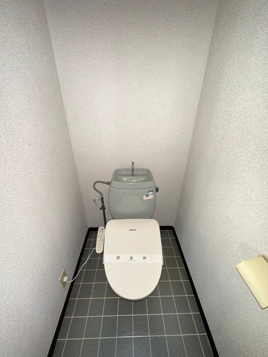 物件内観写真15　(トイレ)