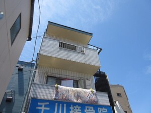 カズビル向原外観写真