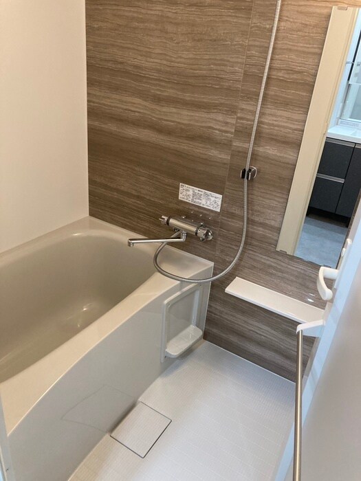 物件内観写真12　(バス／シャワールーム等)