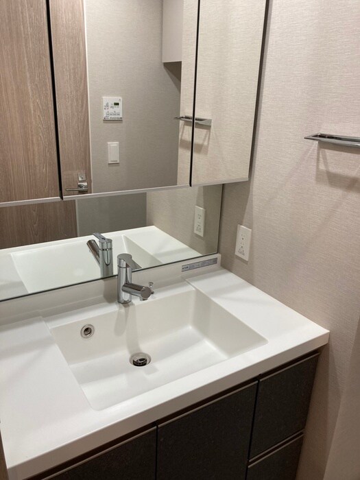 物件内観写真13　(洗面)