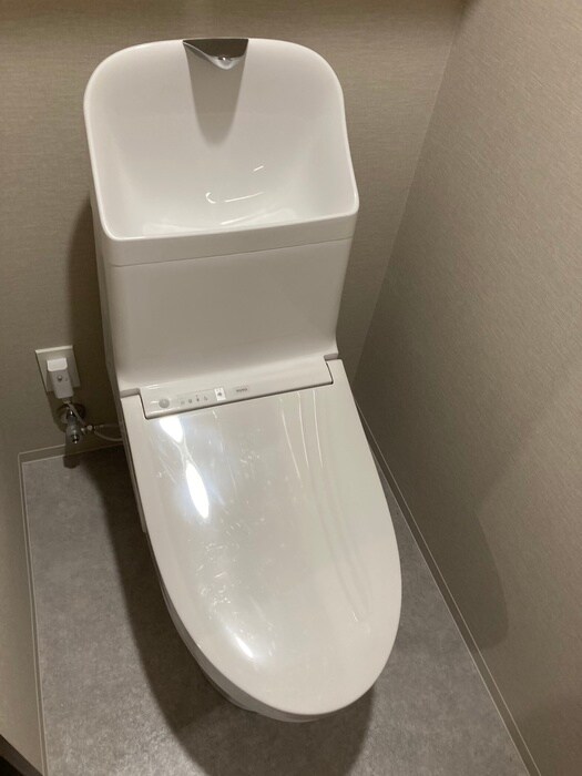 物件内観写真14　(トイレ)