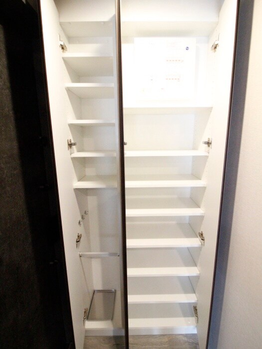 物件内観写真21　(靴箱)