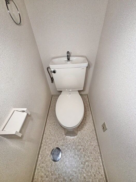 物件内観写真10　(トイレ)