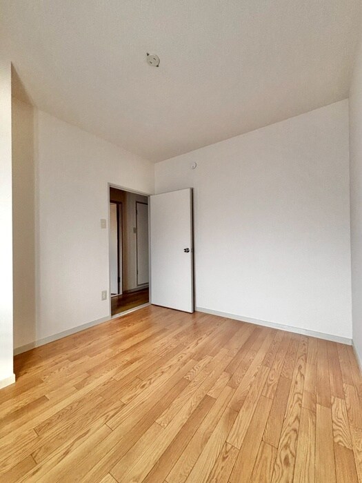 物件内観写真22　(居室)