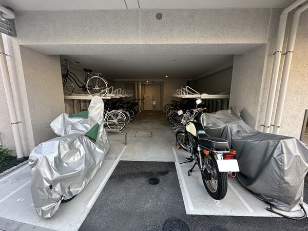 駐輪場