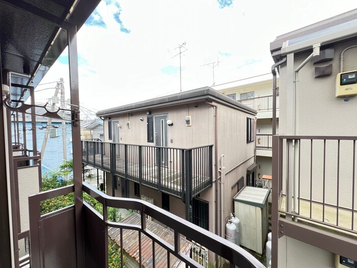 物件内観写真16　(室内からの展望)