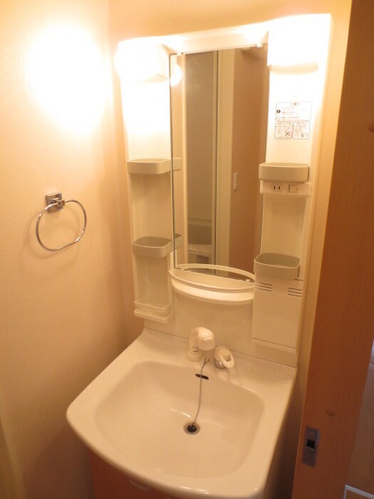 物件内観写真12　(洗面)