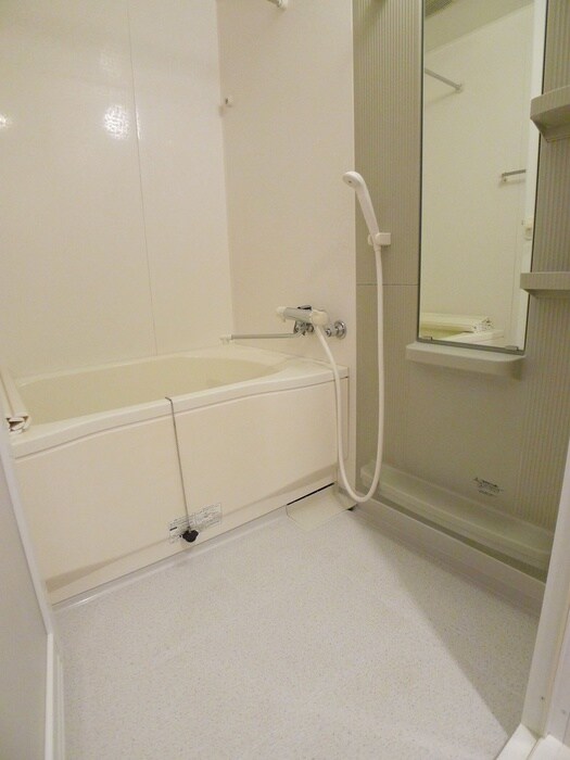 物件内観写真13　(バス／シャワールーム等)