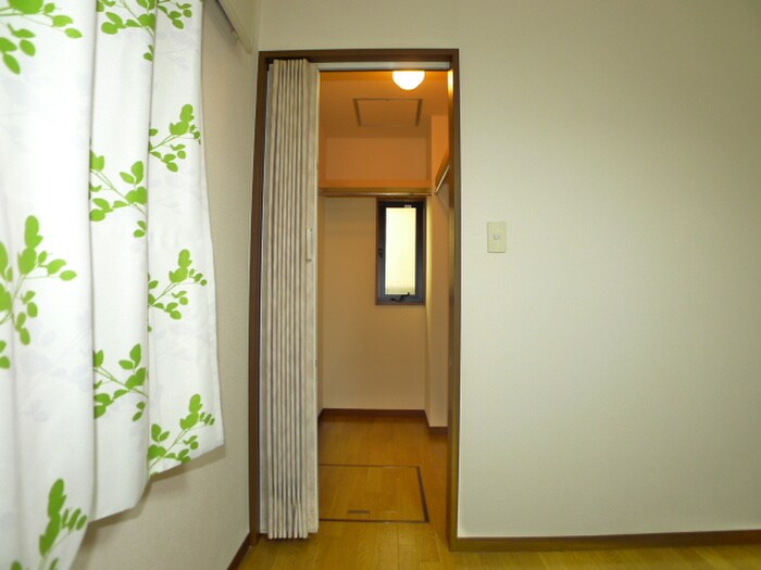 物件内観写真11　(内観写真)