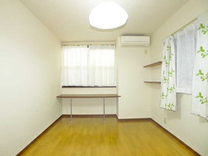 物件内観写真12　(居室)