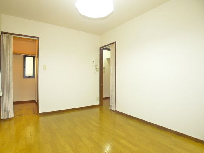 物件内観写真13　(居室)