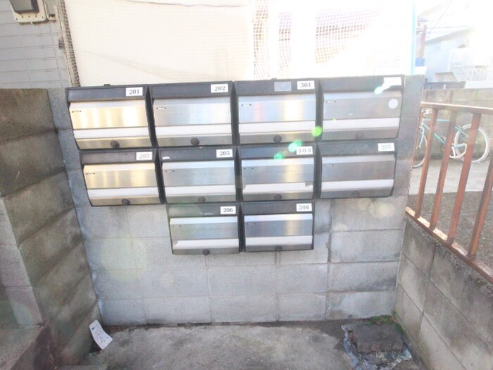 物件外観写真4　(建物設備)