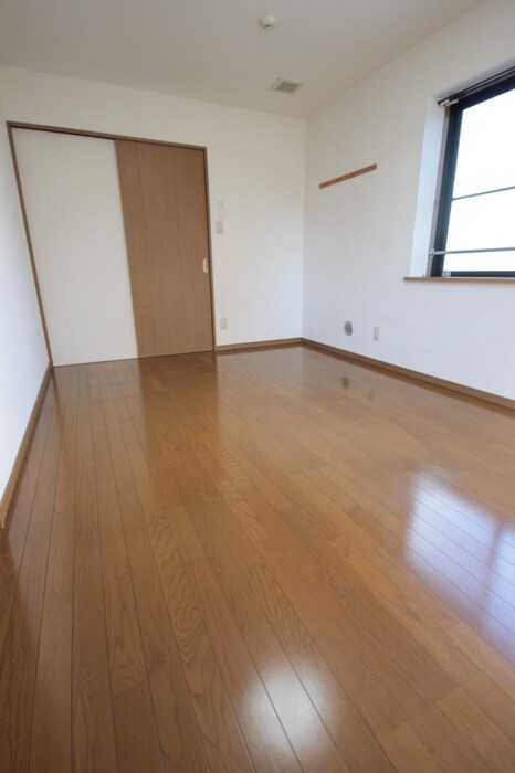 物件内観写真5　(居室)