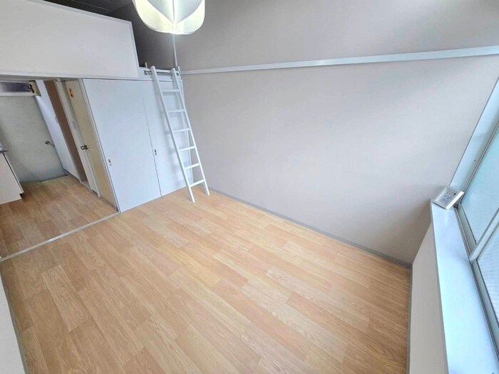 物件内観写真11　(居室)