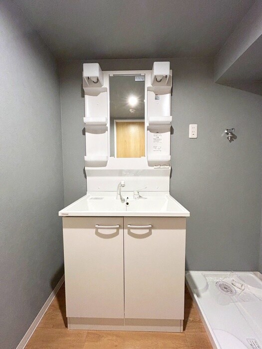 物件内観写真15　(洗面)