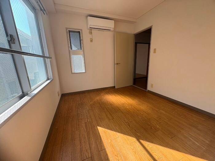 物件内観写真19　(居室)