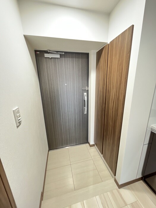 物件内観写真15　(玄関)