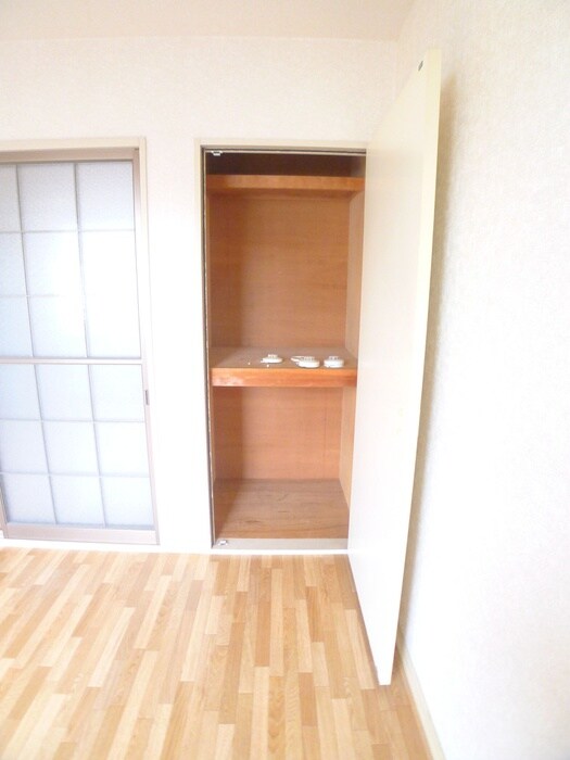 物件内観写真17　(収納)