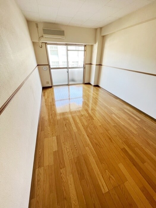 物件内観写真10　(居室)