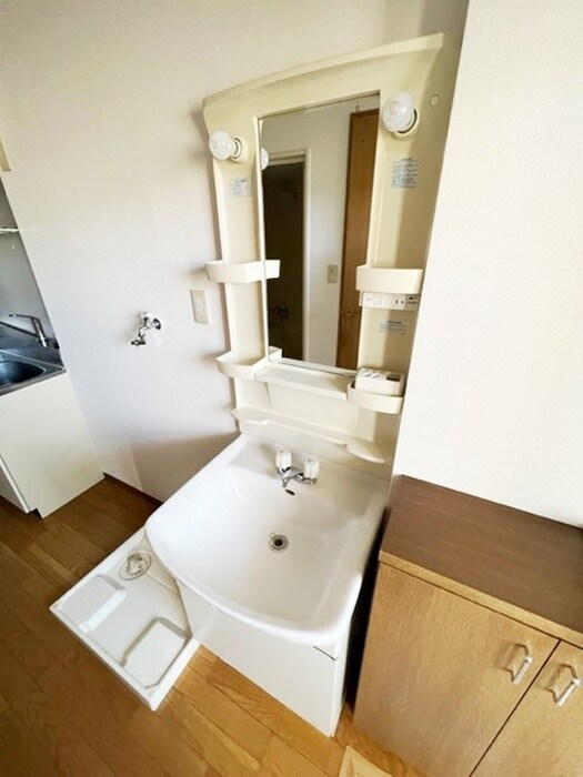 物件内観写真12　(洗面)