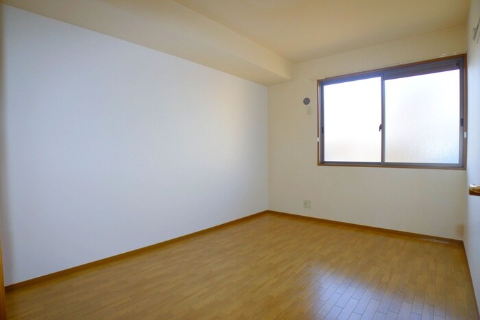 物件内観写真11　(居室)