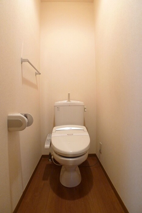 物件内観写真16　(トイレ)