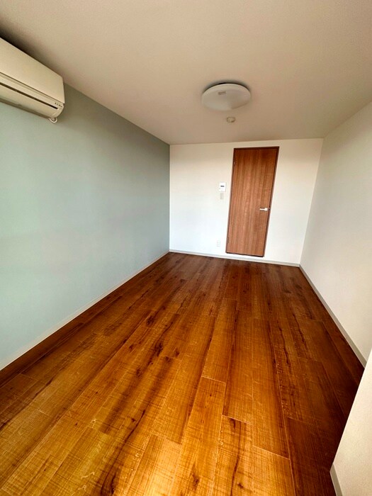 物件内観写真5　(居室)