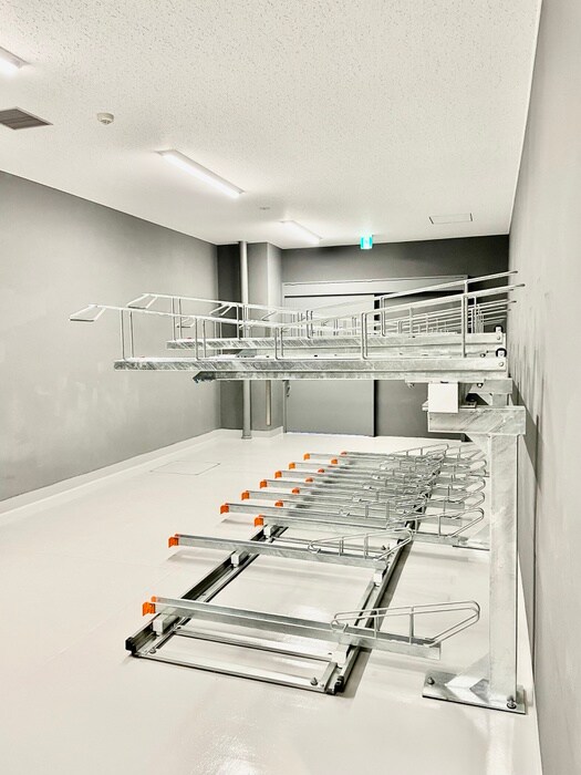 物件外観写真4　(駐輪場)