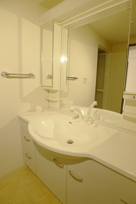 物件内観写真10　(洗面)