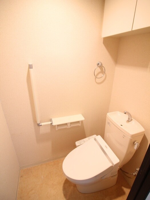 物件内観写真11　(トイレ)