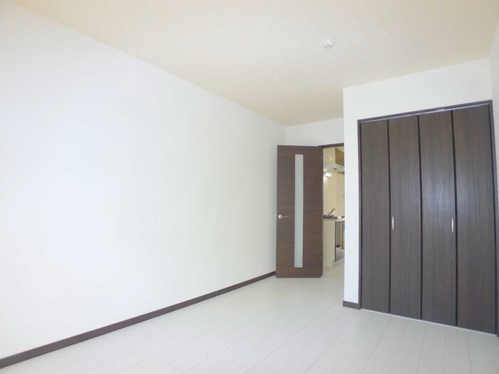 物件内観写真10　(内観写真)