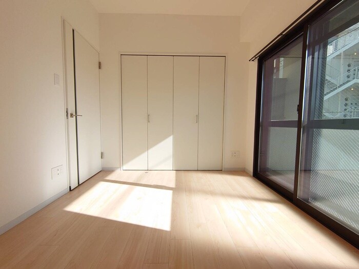 物件内観写真5　(居室)