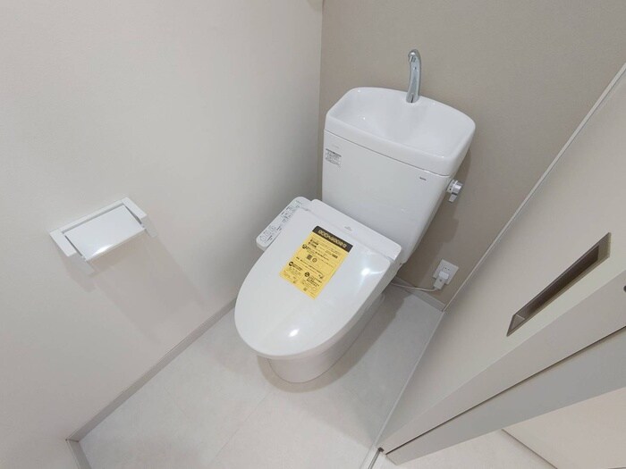 物件内観写真13　(トイレ)