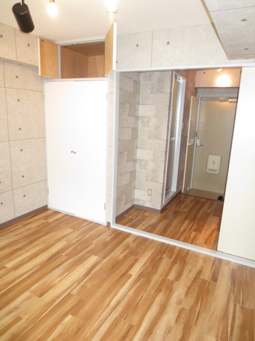 物件内観写真10　(居室)