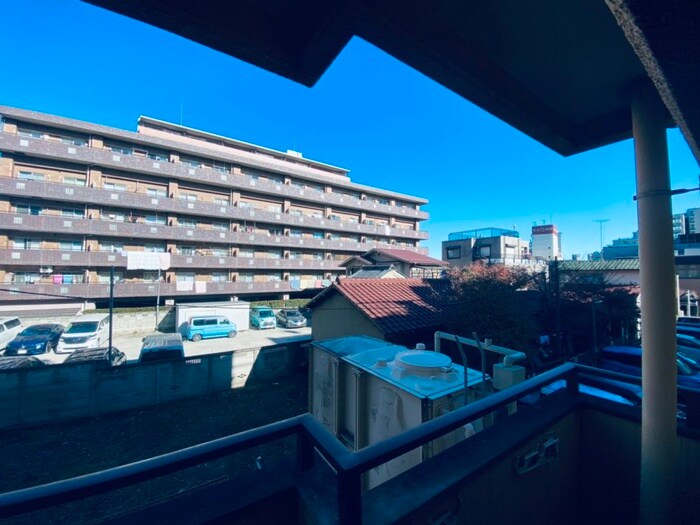 物件内観写真22　(室内からの展望)