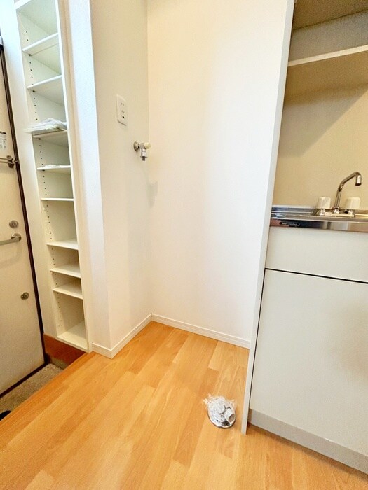 物件内観写真14　(洗濯機置場)